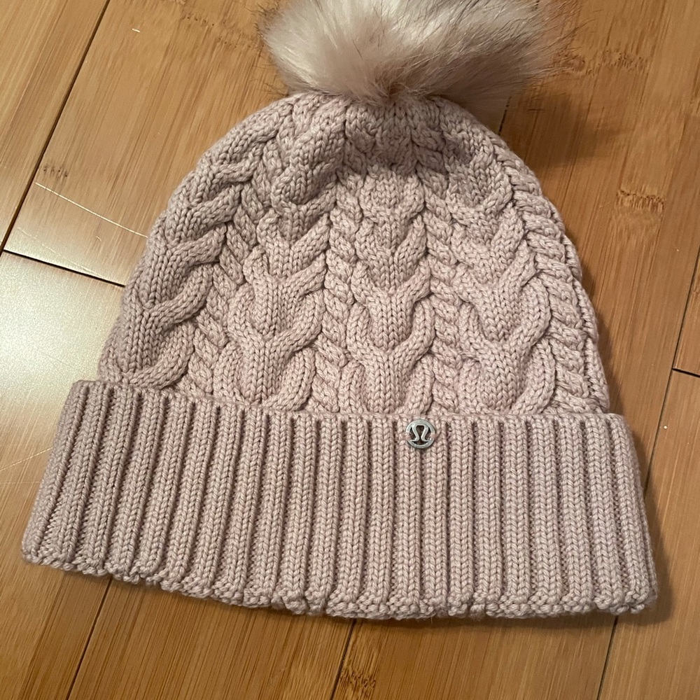 lululemon beanie